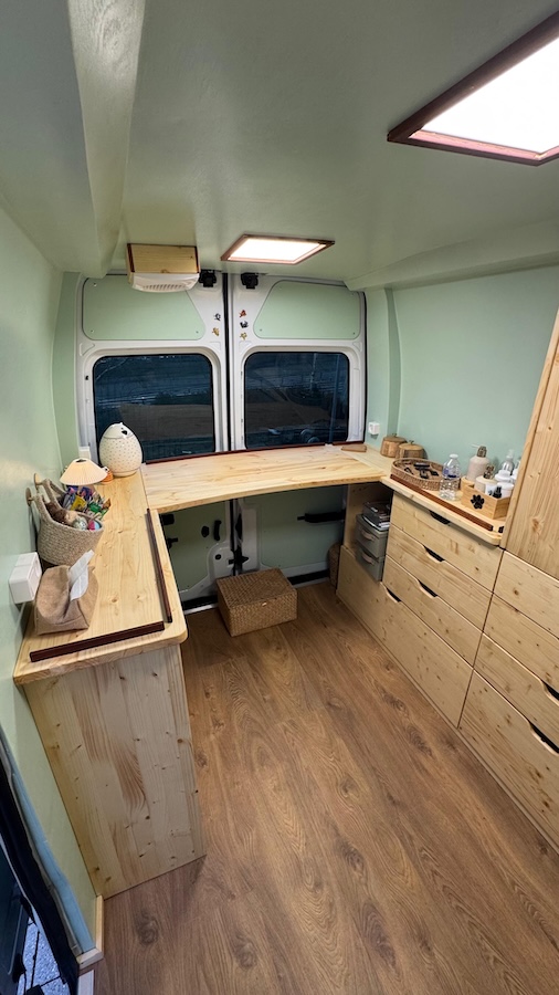 mobiele trimsalon, mobile grooming, cat grooming van, mochi grooming