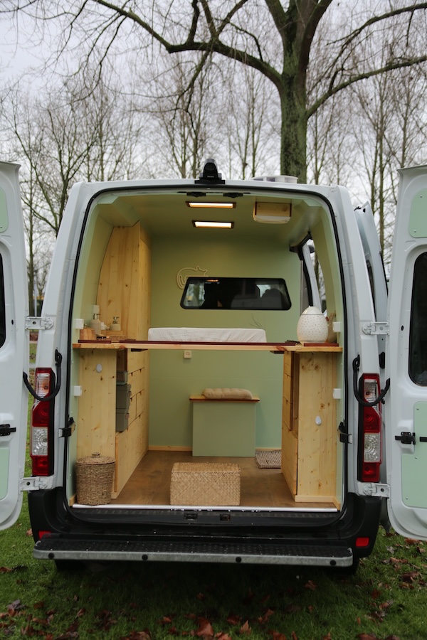 mobiele trimsalon, mobile grooming, cat grooming van, mochi grooming